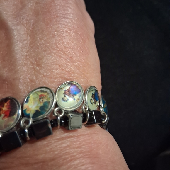 Christian Catholic Silver Charm Bracelet with Colorful Portraits Of Saints. - Picture 10 of 10